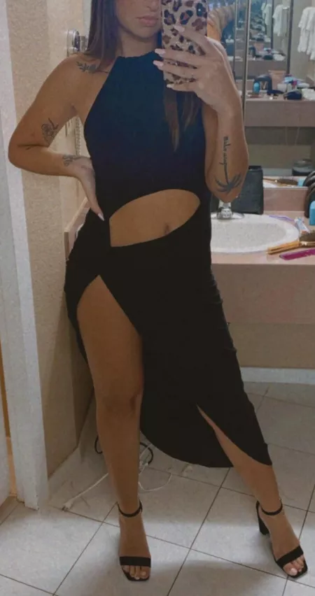 Hot MILF in Vegas 😈