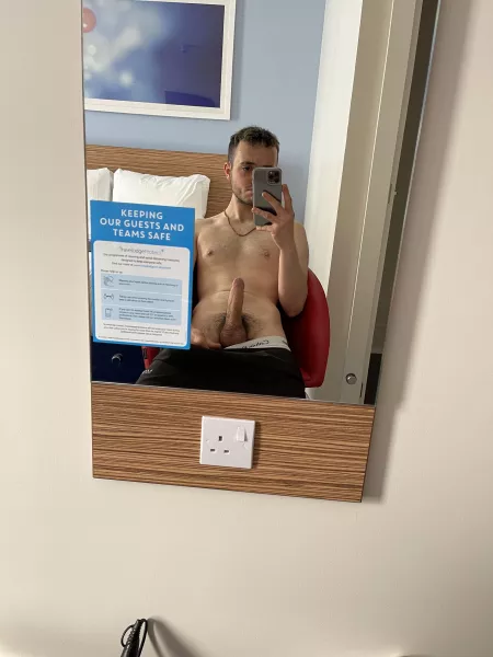 hotel room horn 😈