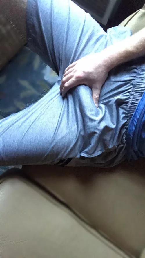 How can I go out when you can see it through the compression shorts?