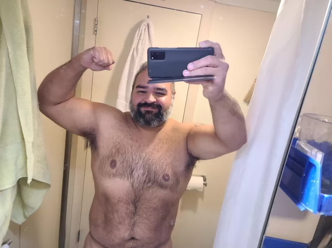 How do I look? Do I fit in the BHM world? Thoughts?