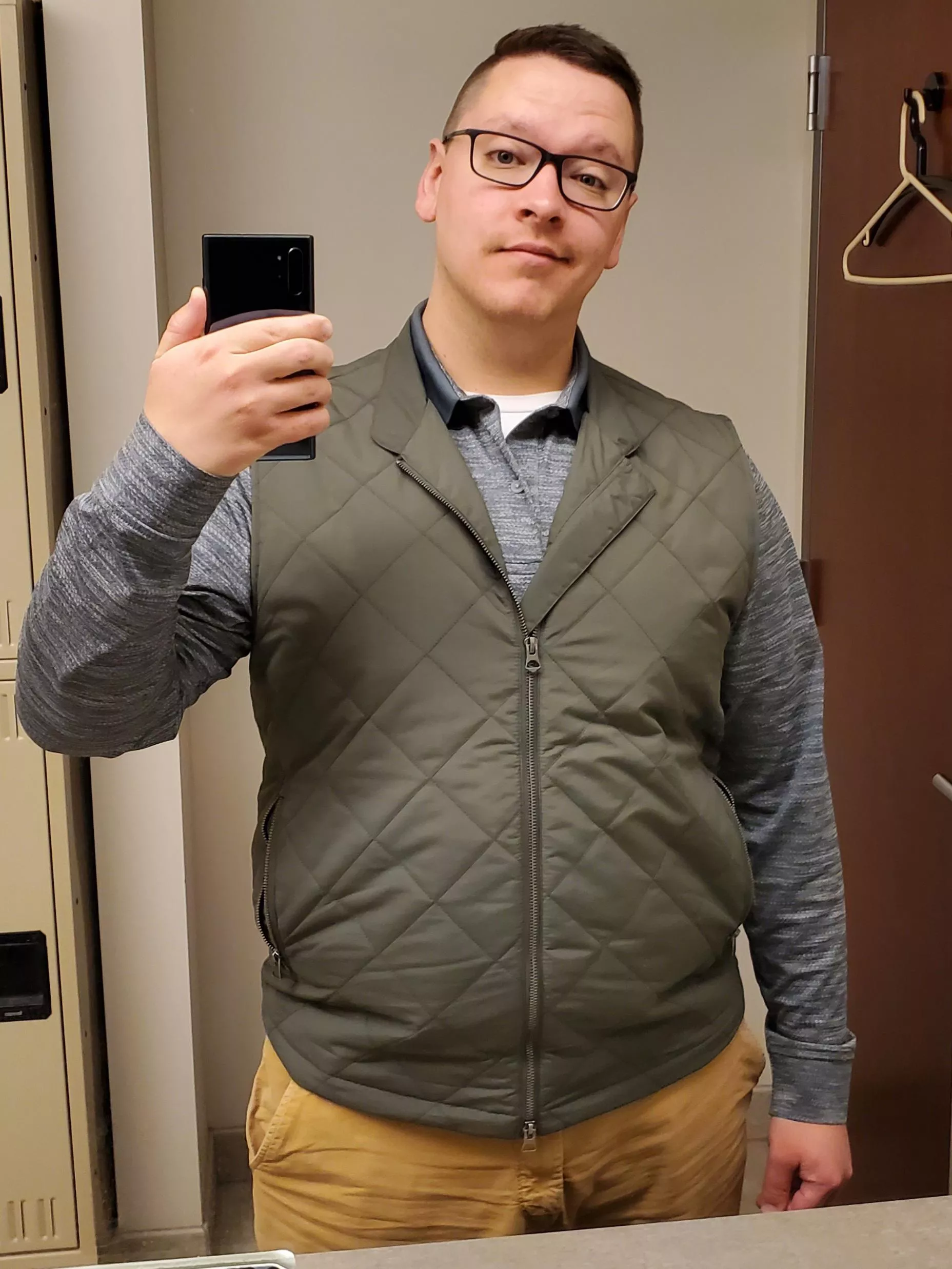 How do we feel about vests? 🥺 my self esteem has been pretty low since my breakup. Please be kind 😓 How do we feel about vests? 🥺 my self esteem has been pretty low since my breakup. Please be kind 😓