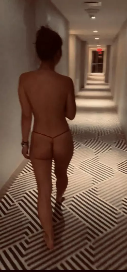 How do you walk in hotel?