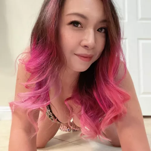 Hubby’s not around… who wants to split me open?