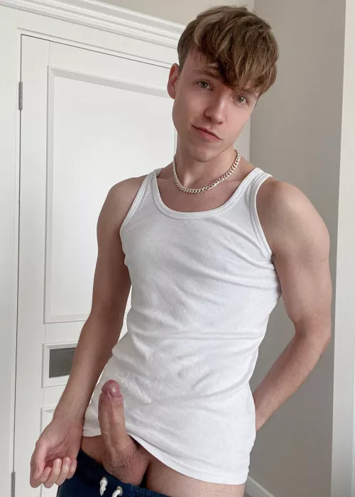 Hug me… And fuck 😈