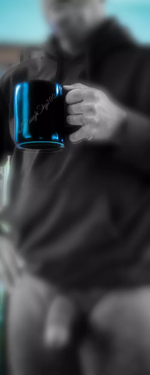 I believe naked coffee has been replaced with hoodie coffee for the re(m)ainder of the winter…