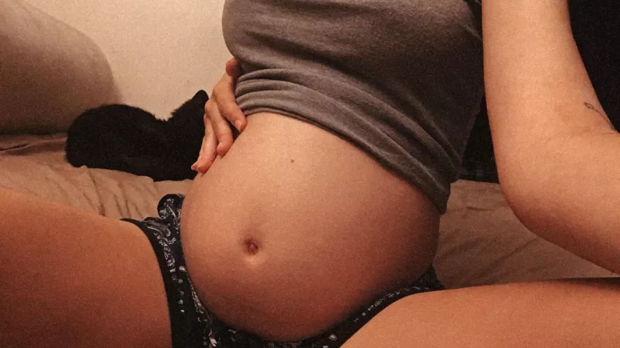 I bet i could make you cum if I took everything off 😈