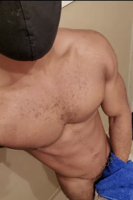 I can lose the towel or the mask, you choose