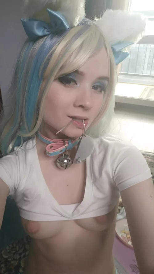 I caught a mouse for you 🤤