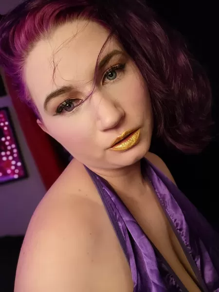 I dare you to look into my eyes[F28]