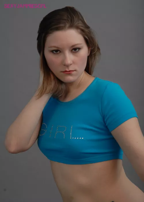 I didn't wear a bra in my mid 20's, I'm sure not going to start now!