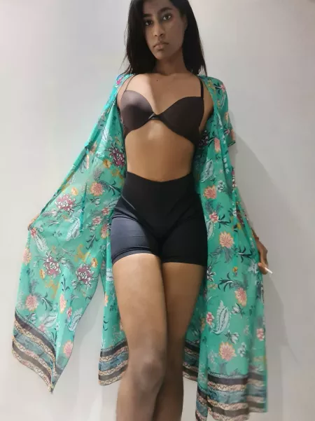 I don't know if I should show my face or not... Will probably delete this after it flops