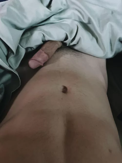 I don’t wanna get out of bed, I just wanna get off. 😜