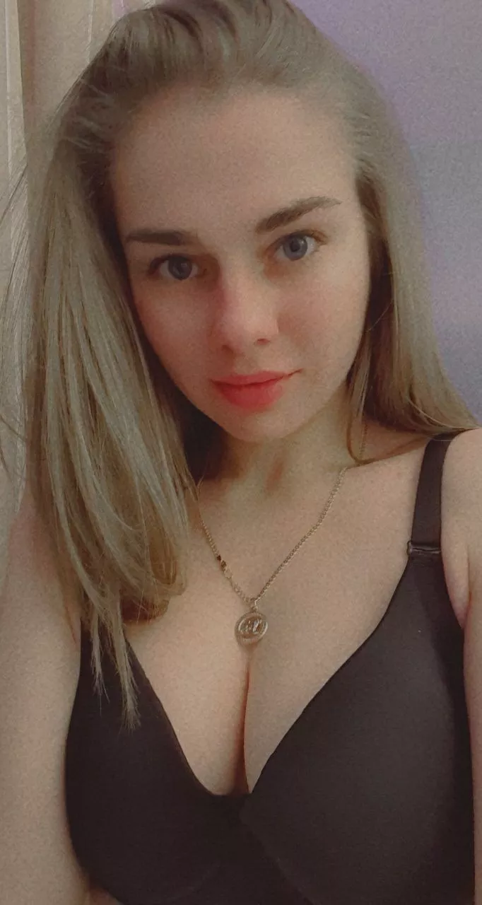 I have many erotic and mysterious thoughts in my head.😍 Want to discover my innermost secrets? 😋💥Follow the link in the comments I have many erotic and mysterious thoughts in my head.😍 Want to discover my innermost secrets? 😋💥Follow the link in the comments