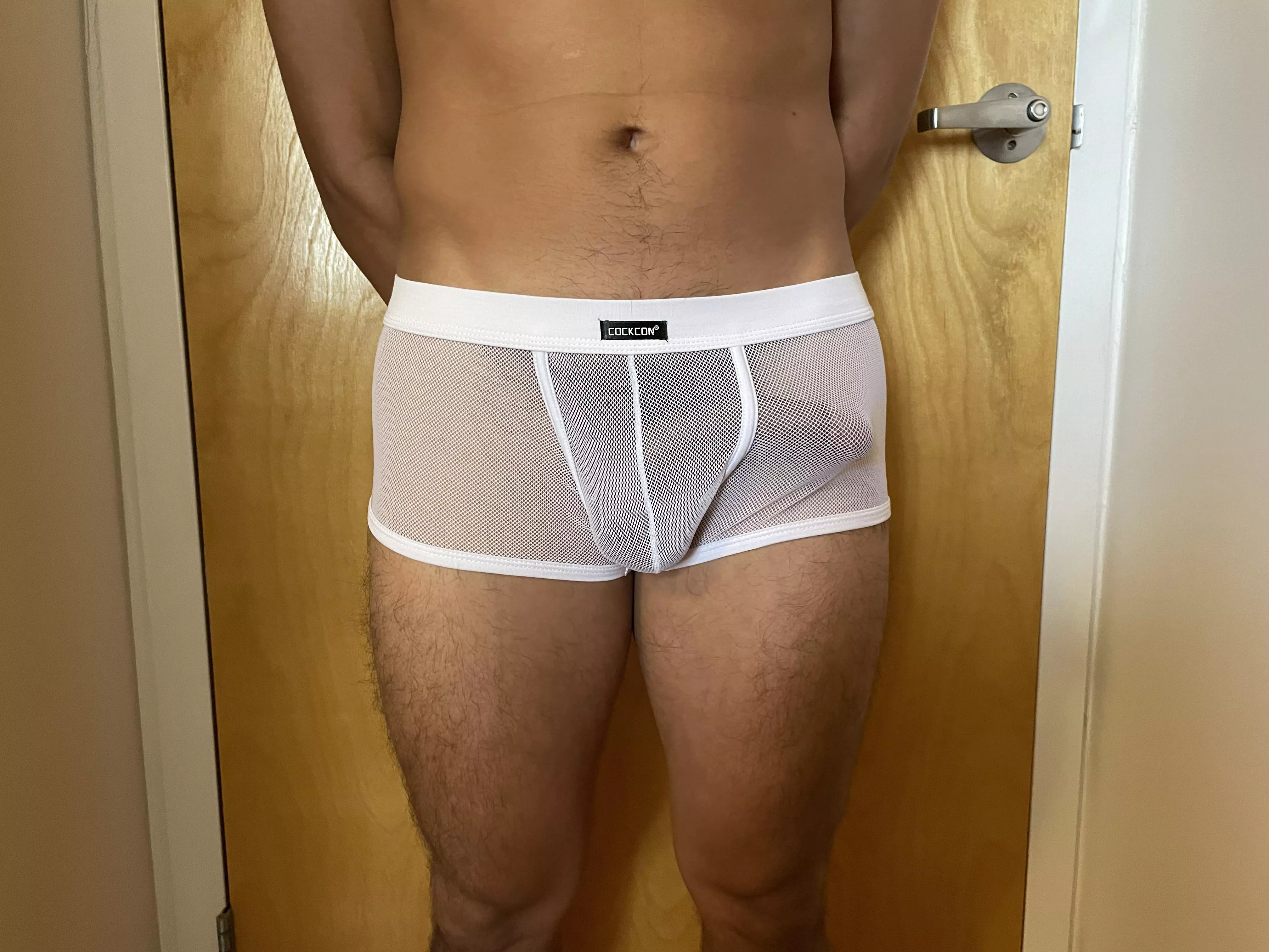 I have yet to wear these under clothes but if they do the job, I don’t think I’ll ever wear a different style I have yet to wear these under clothes but if they do the job, I don’t think I’ll ever wear a different style