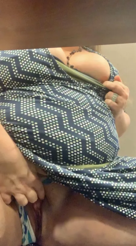 I hear corporate’s weekly conference call on speaker through the closed door next to my cubicle. If only they knew what the secretary was doing 💅🏻