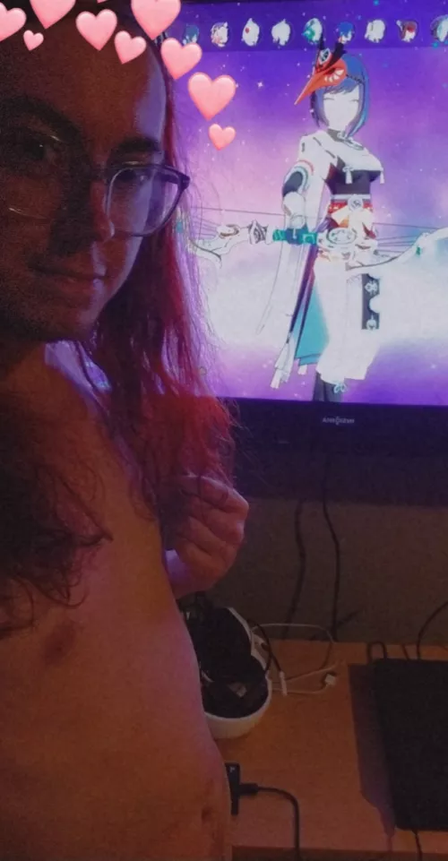 I jus[t] got Kujou Sara in Genshin!!! Shes so pretty!! Makes my lesbian heart flutter 🥺💜 (transgirl she/her)