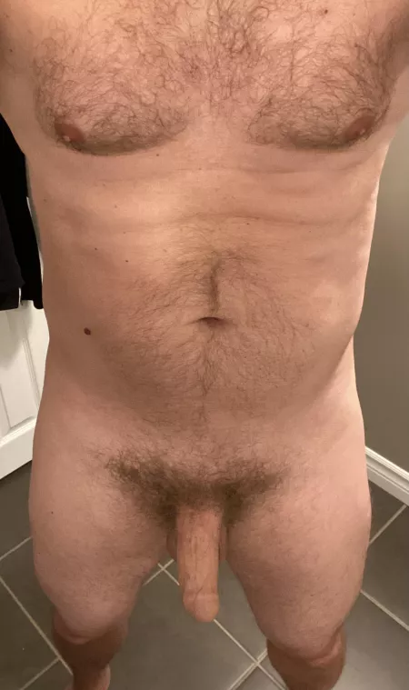 I know I’ve got a dadbod, but I think that’s ok… [M] 48, 180lbs, 5’8