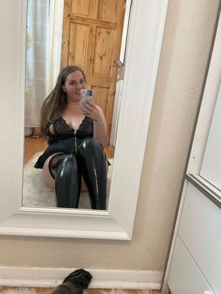 I love dress up. Would you like me to dress up for you?