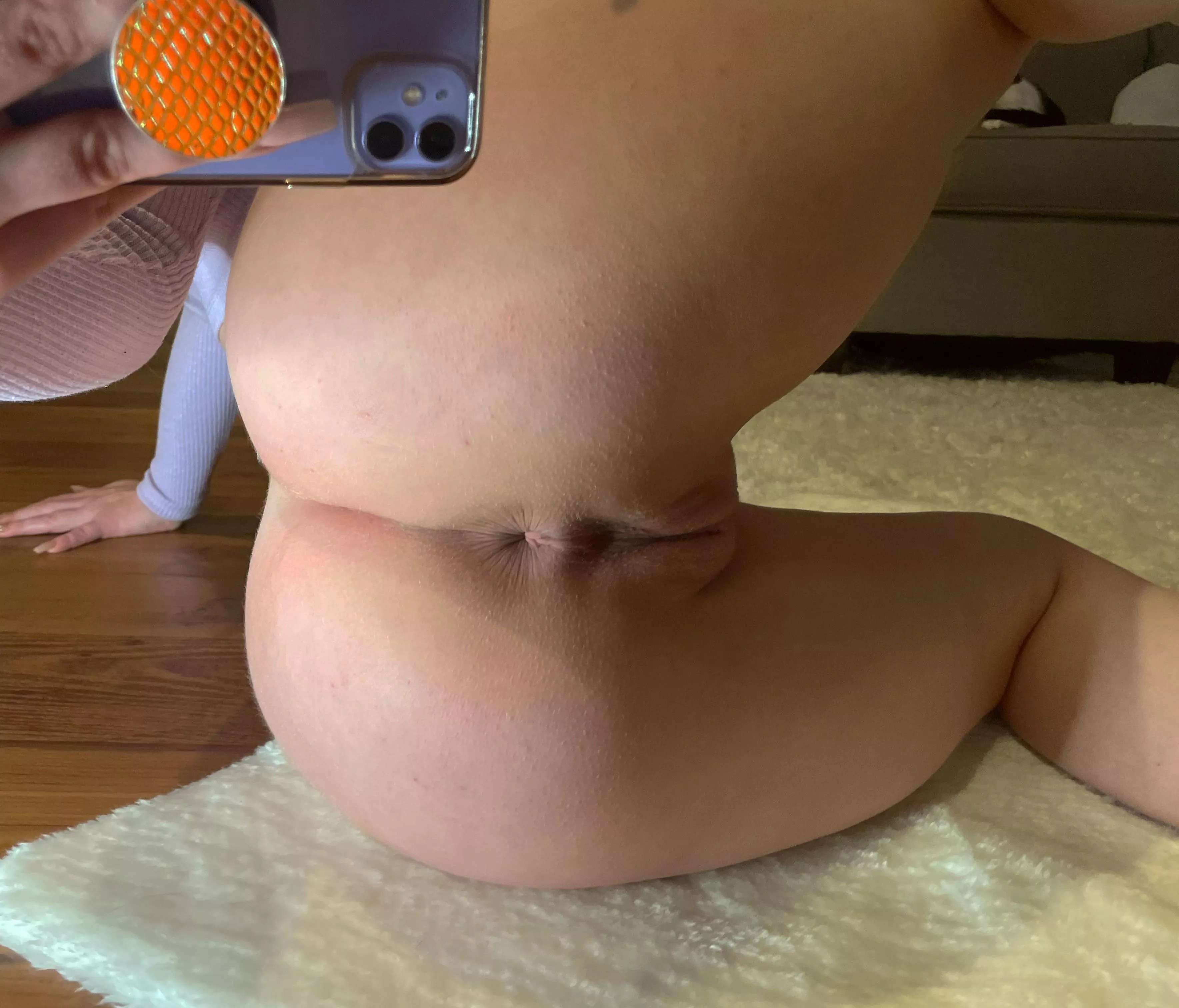 I love this position for asshole access 😊