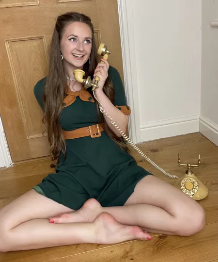 I may not be dressed for it, but I find myself in yoga poses at random points throughout the day… “Lotus Pose” 🤍