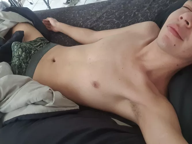 I need a soft mouth to give my load 🍆💦