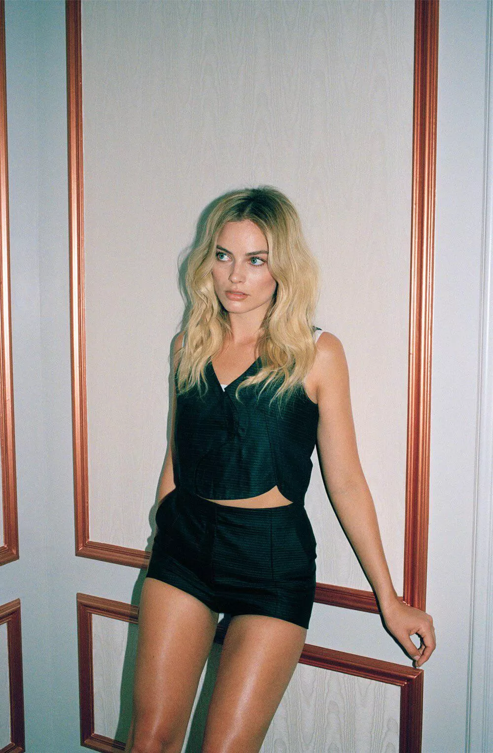 I need to make love with a bud for Margot Robbie…
