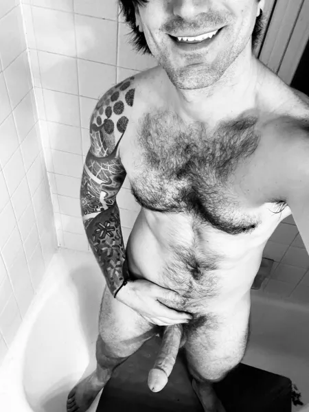 I never smile with teeth, so here you go 😁