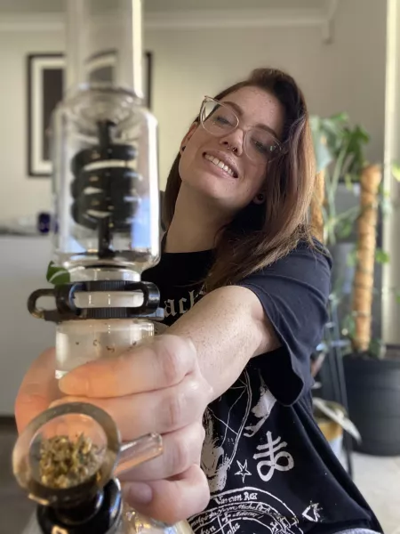 I packed you a cone ☺️ cute little video being uploaded tonight, join the sesh in my bio 💚