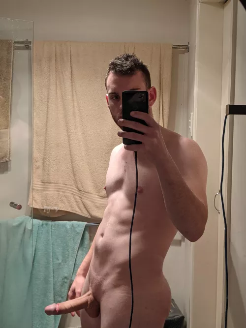 I really need to clean this mirror... 😪