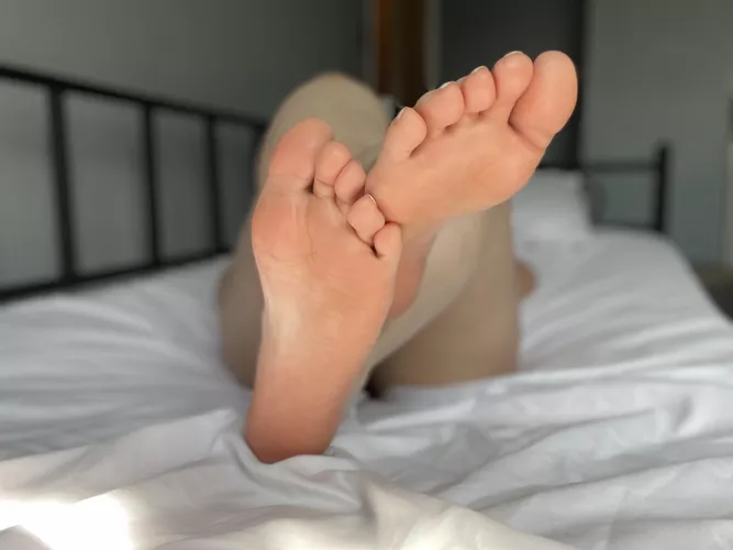 I thought I was a size 5… learned I’m technically a tiny size 4. No wonder most shoes never fit right 😂