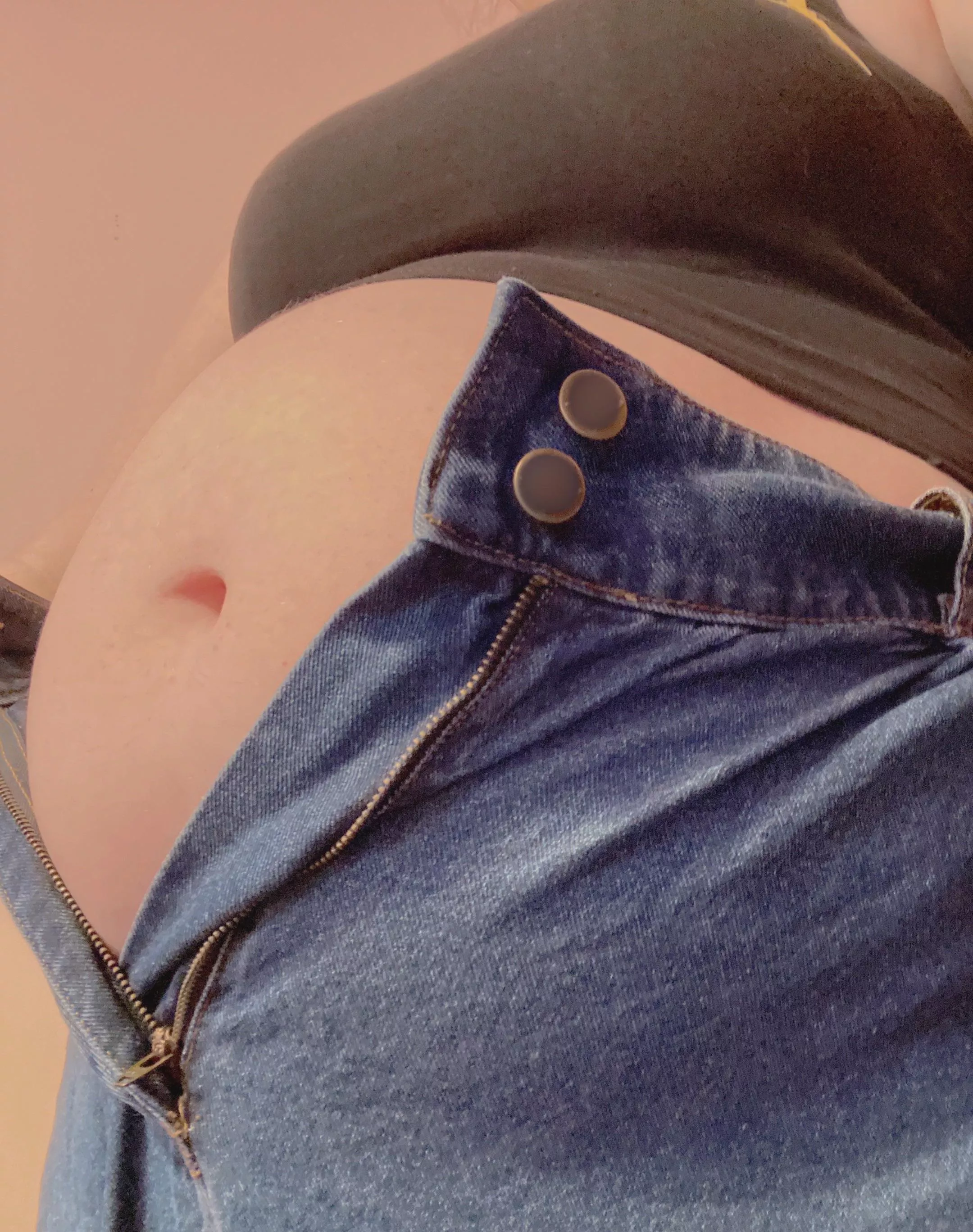 I tried on my favourite outfit for my friendโs birthday tonightโฆ these fit perfectly in Spring ๐๐งโโ๏ธ I tried on my favourite outfit for my friendโs birthday tonightโฆ these fit perfectly in Spring ๐๐งโโ๏ธ