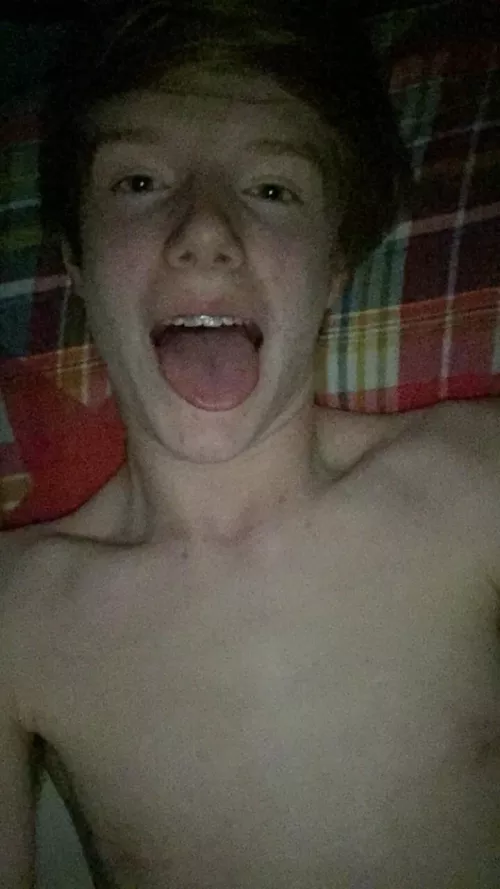 I want my face to be fucked 😝