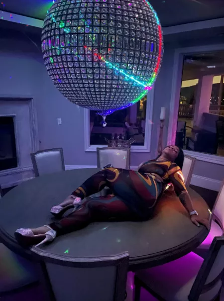 I want to be fucked under this disco ball (F50)