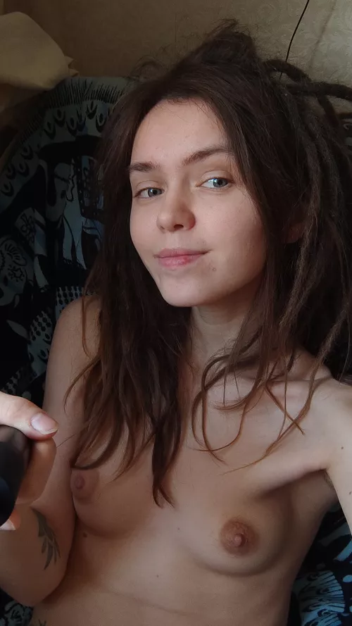 i want you to play with my nipples