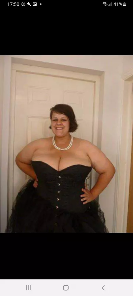 I wonder if i would even fit into a corset now. 7 years ago.