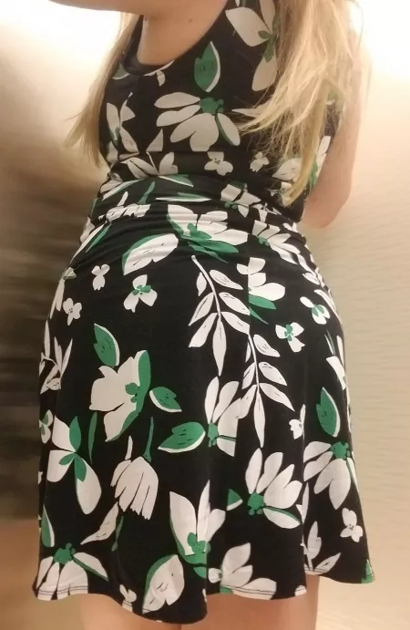I wonder if my coworkers like it when I wear sundresses π I wonder if my coworkers like it when I wear sundresses π