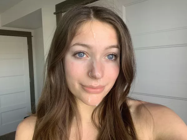 If you let me stay the night I’ll wake you up begging for your cum 🥰