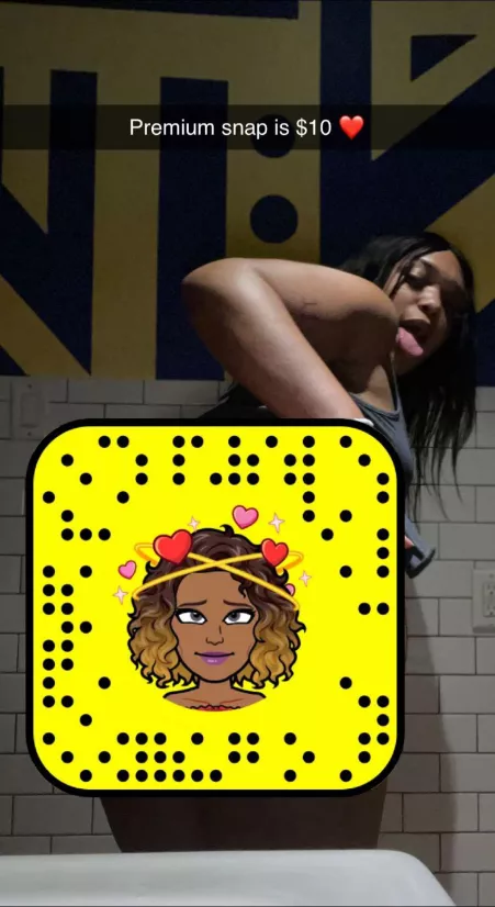 If you love it here you’ll love my Snapchat too 😘❤️‍🔥 Link down below ⬇️