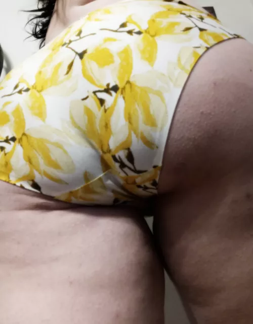 If you were a flower, you’d be a damnnn-delion.