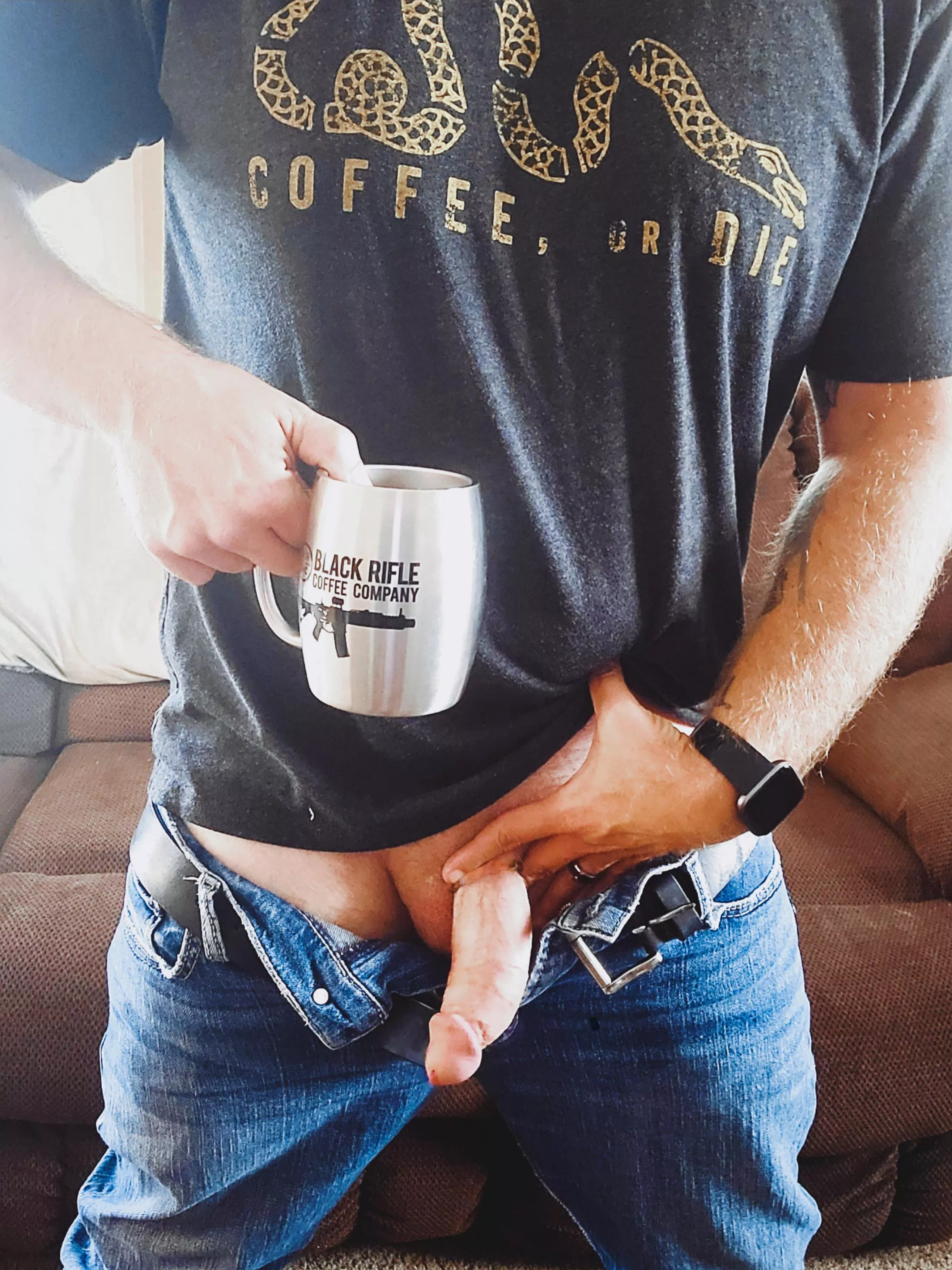 I'll share a dick pic on Mondays, but if you want some of this coffee we're gonna have to talk trade! Have a sexy week Coffee Freaks! 💋 I'll share a dick pic on Mondays, but if you want some of this coffee we're gonna have to talk trade! Have a sexy week Coffee Freaks! 💋