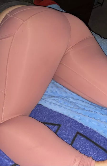 I’m a big fan of the pink leggings. What do you think?