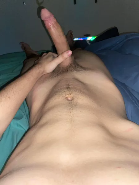 I’m horny rn do u wanna erect me ? 🍆👅 snap:jamesk6041 , kik: kylecurry213