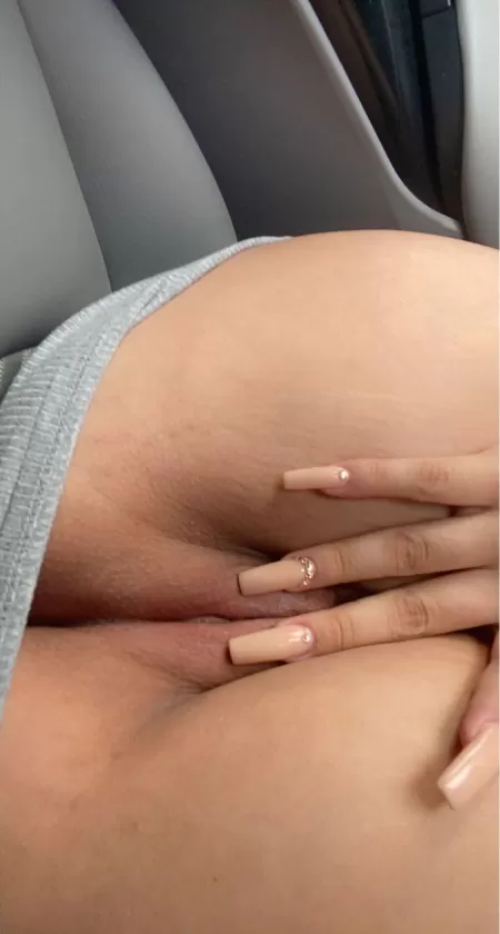 I’m in the parking lot and you see me. Wyd?