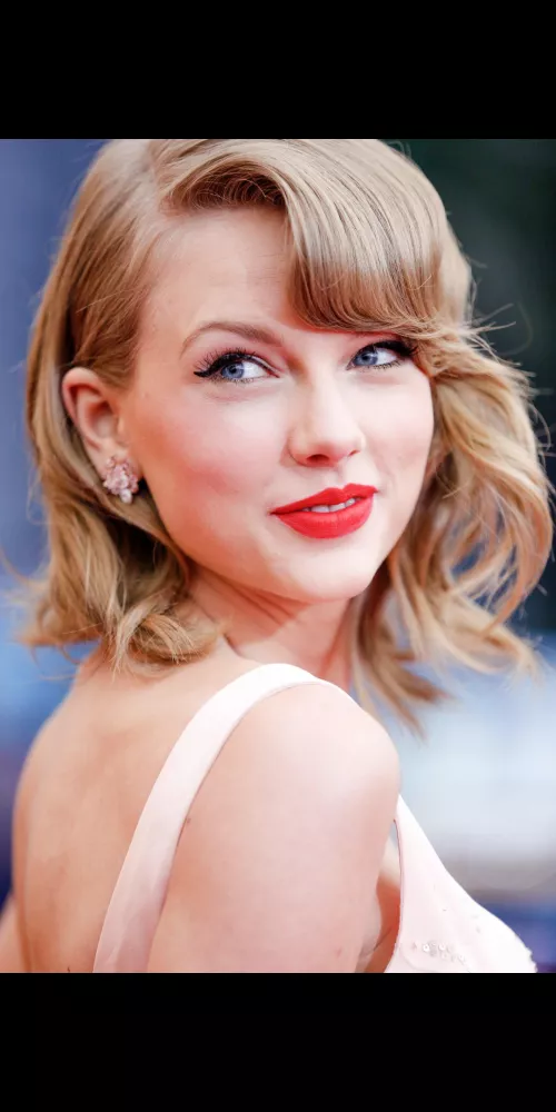 I'm so high and horny for Taylor Swift