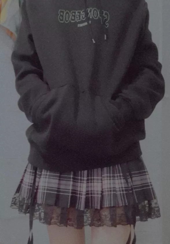 I'm so tempted to just go to school wearing a skirt, i dont know what happens when if i get dresscoded tho πππ I'm so tempted to just go to school wearing a skirt, i dont know what happens when if i get dresscoded tho πππ