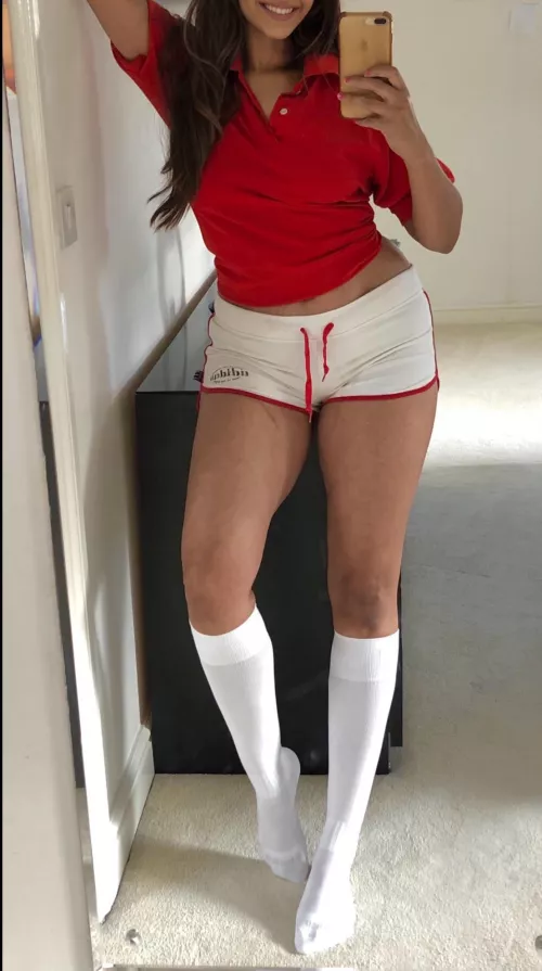 I'm thinking of wearing this outfit to the gym, are my shorts OK or too small? 💋British Asian I'm thinking of wearing this outfit to the gym, are my shorts OK or too small? 💋British Asian