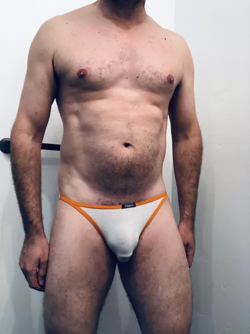 Interesting color (48)