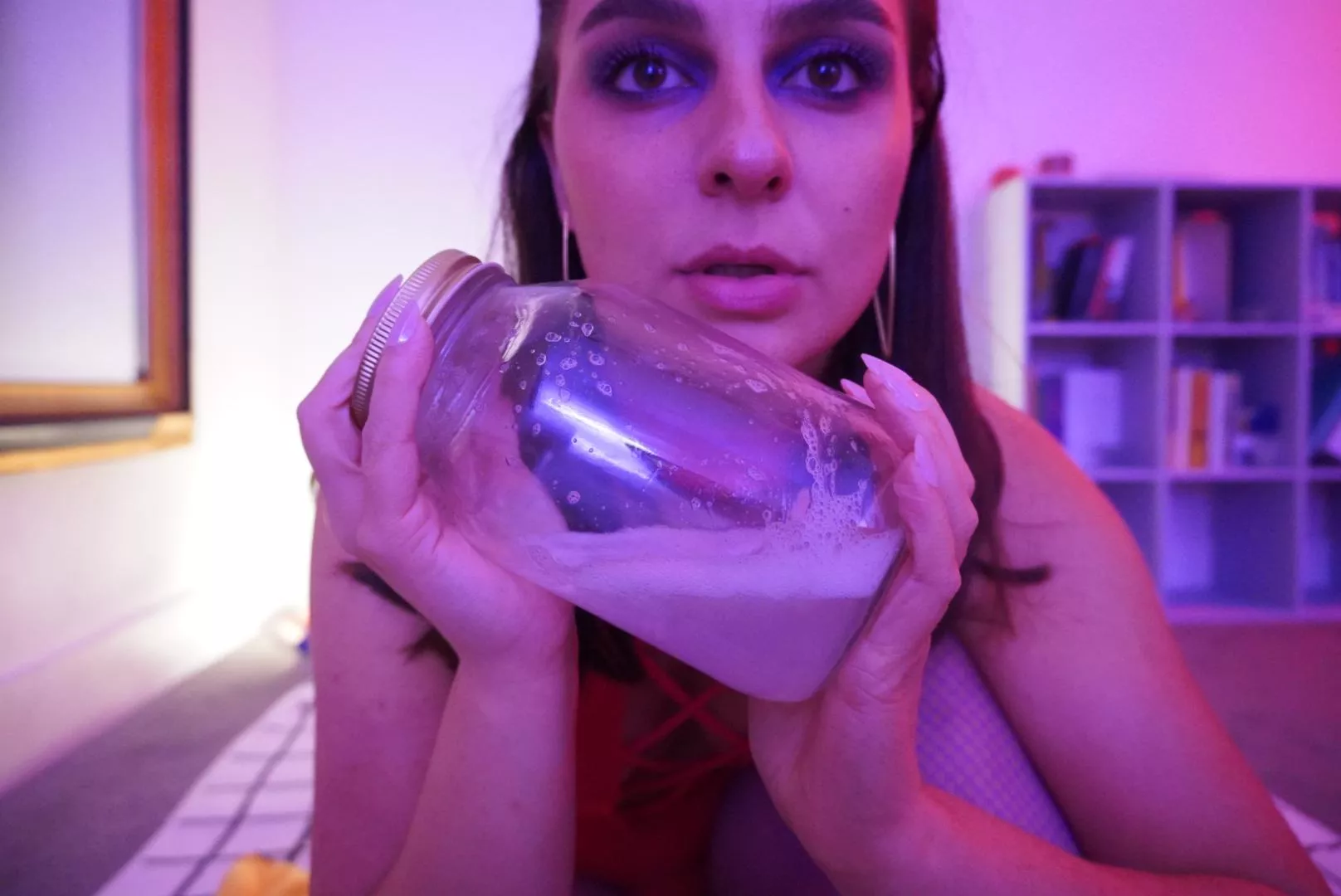 It takes 30 minutes to catch 1 cup of spit. This is a 32 fluid ounce jar. How many minutes will it take until the jar is full? It takes 30 minutes to catch 1 cup of spit. This is a 32 fluid ounce jar. How many minutes will it take until the jar is full?