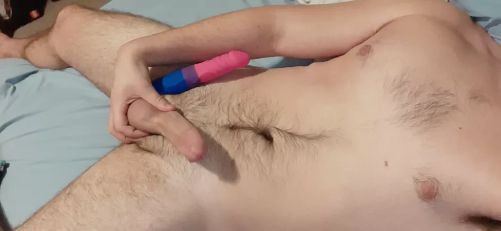 It's an extra bi kind of day. Dms opened ;)