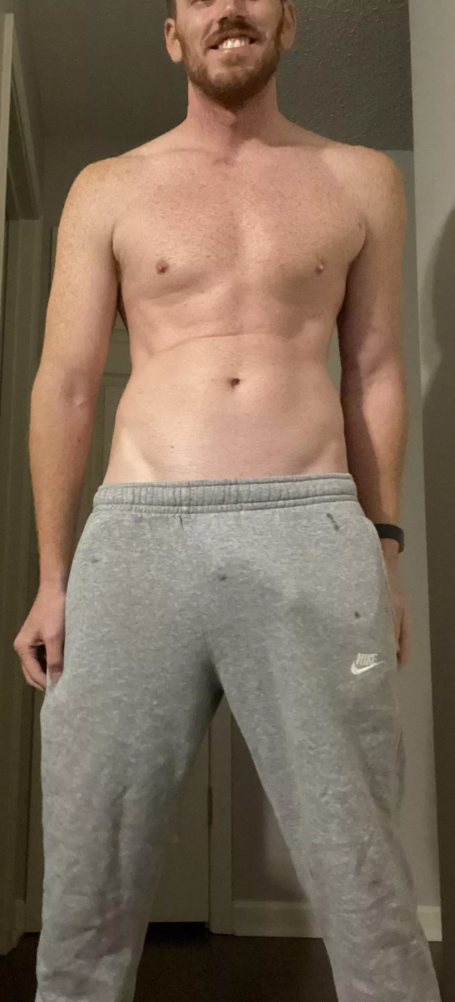 It’s finally grey sweatpants season 😉